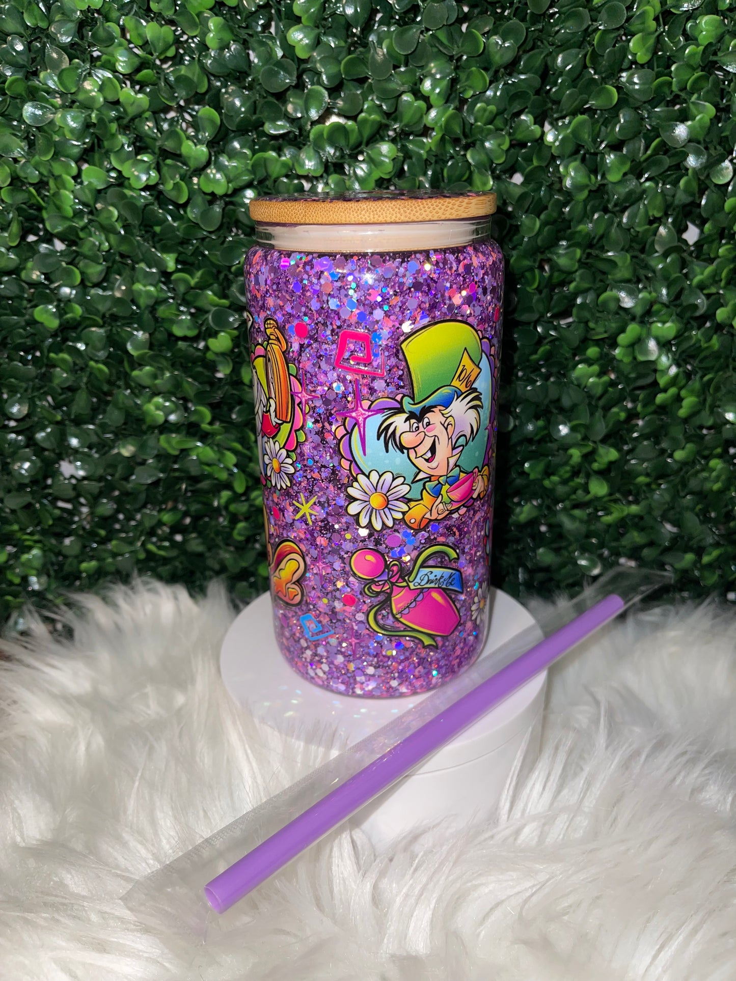 160z ALICE IN WONDERLAND SNOWGLOBE CUP